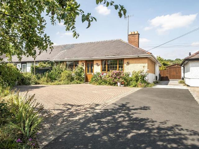 Bungalow for sale in Crookhill, Worcestershire