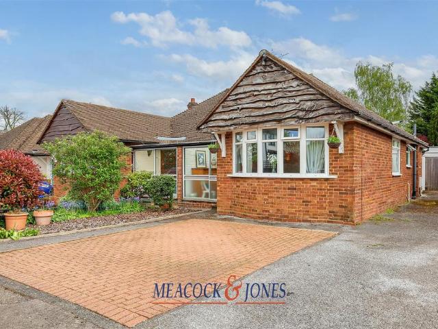 Bungalow for sale in Navestock Side, Essex