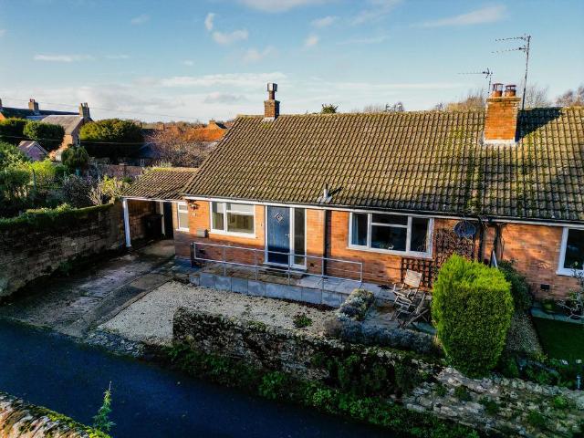 Bungalow for sale in Buckinghamshire