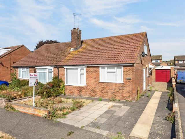 Bungalow for sale in Raunds