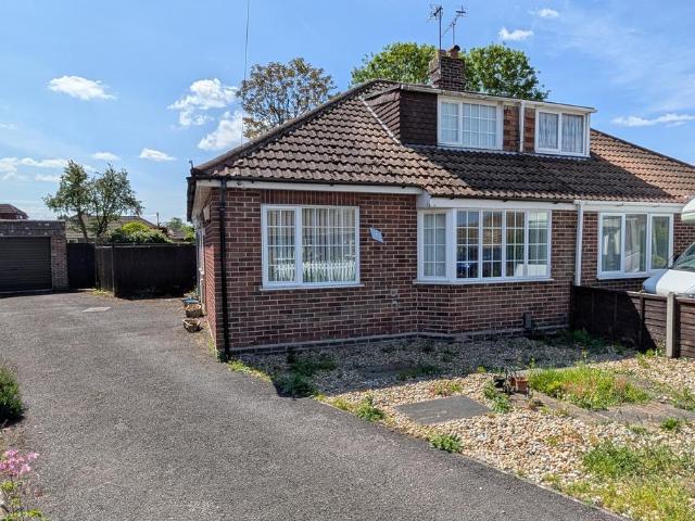 Bungalow for sale in Fareham, Hampshire