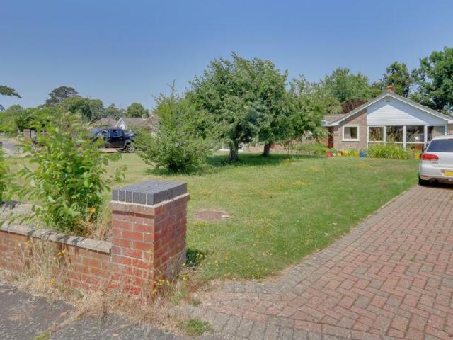 Bungalow for sale in Spring Vale, Hampshire