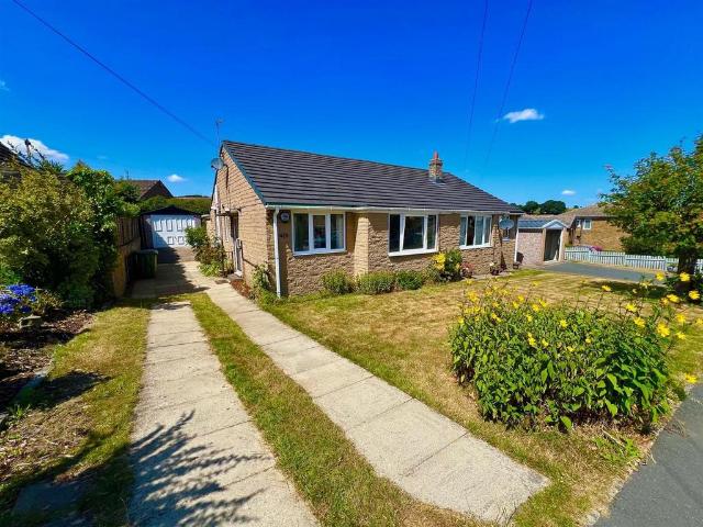 Bungalow for sale in Holme Valley, Netherthong
