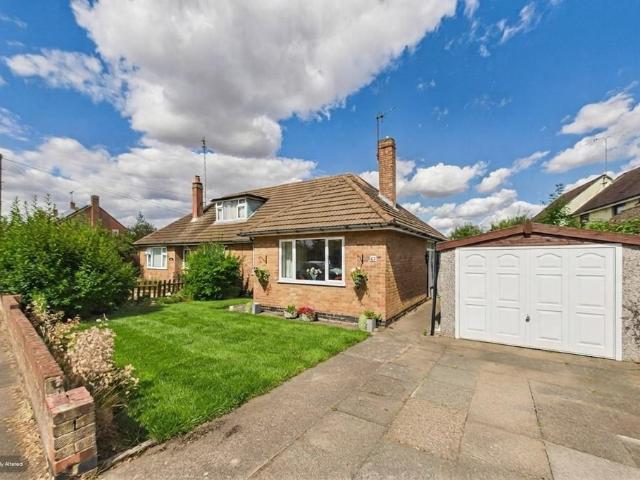 Bungalow for sale in Elmfield, Leicestershire