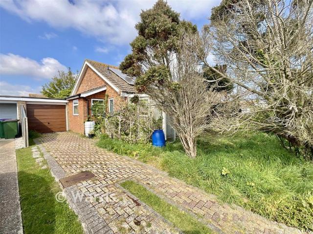 Bungalow for sale in Folkestone, Kent
