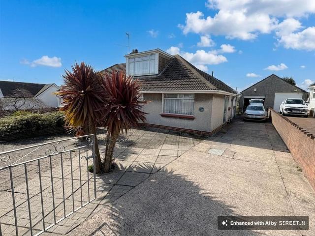 Bungalow for sale in Rhoose, Wales