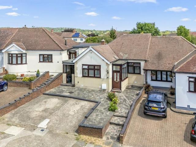 Bungalow for sale in Collier Row, Greater London