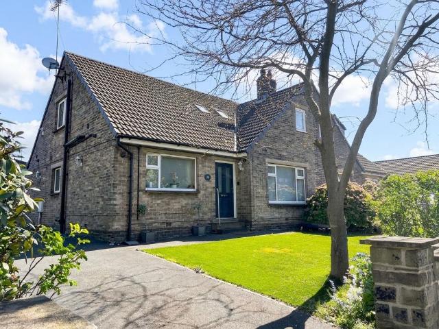 Bungalow for sale in Huddersfield, West Yorkshire