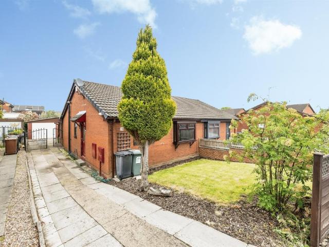 Bungalow for sale in West Yorkshire