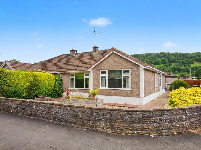 Bungalow for sale in Llanbradach, Wales