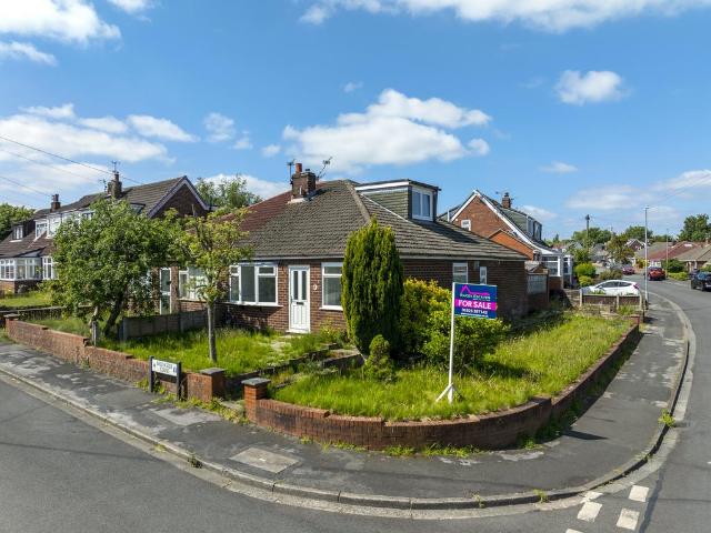 Bungalow for sale in St. Helens, Pewfall