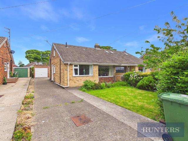 Bungalow for sale in Cayton
