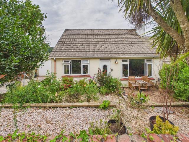 Bungalow for sale in Strode, Devon