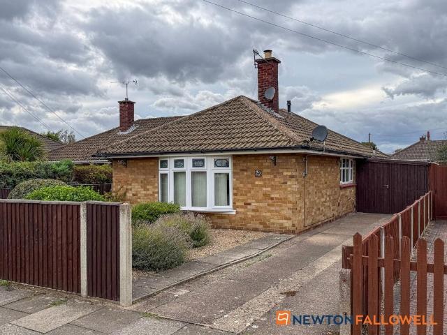 Bungalow for sale in Alverton, East Midlands