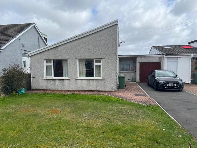 Bungalow for sale in Gilfach, Pen-pedair-heol