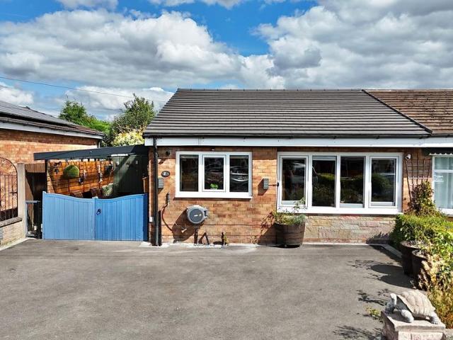Bungalow for sale in Huntley, Kingsley Moor