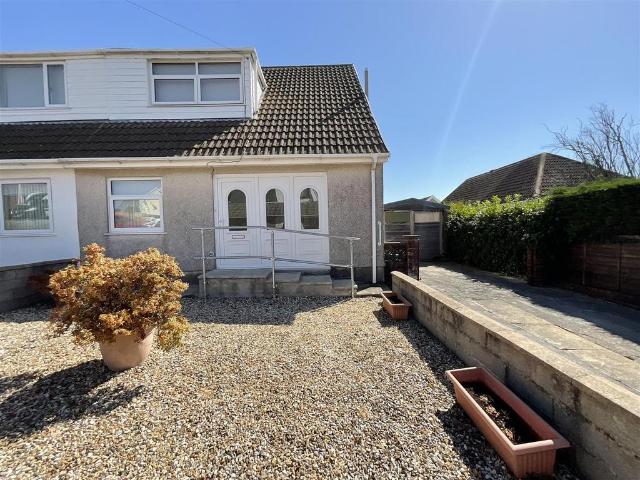 Bungalow for sale in Swiss Valley, Felinfoel