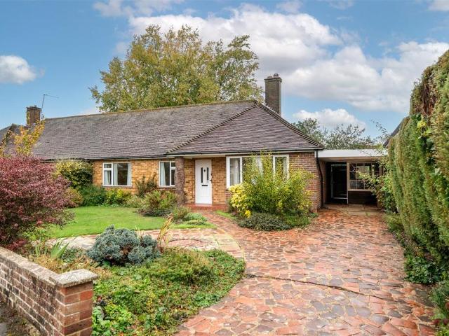 Bungalow for sale in Meath Green, Reigate and Banstead