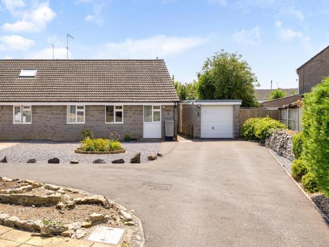 Bungalow for sale in Somerton, Somerset