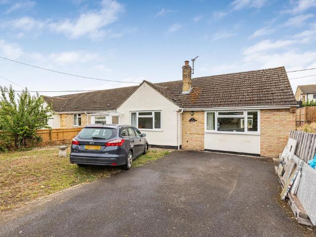 Bungalow for sale in Charlton-on-Otmoor, Evershot