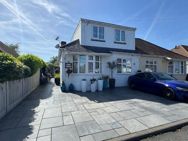 House for sale in South Benfleet, Essex