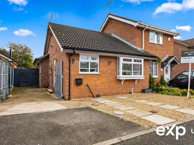 Bungalow for sale in Alverton, East Midlands