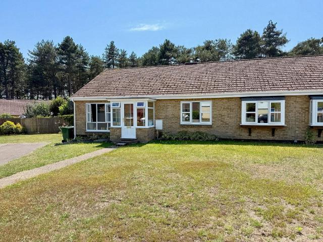 Bungalow for sale in Eastbridge, Suffolk