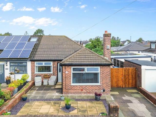 Bungalow for sale in Stubshaw Cross, Wigan