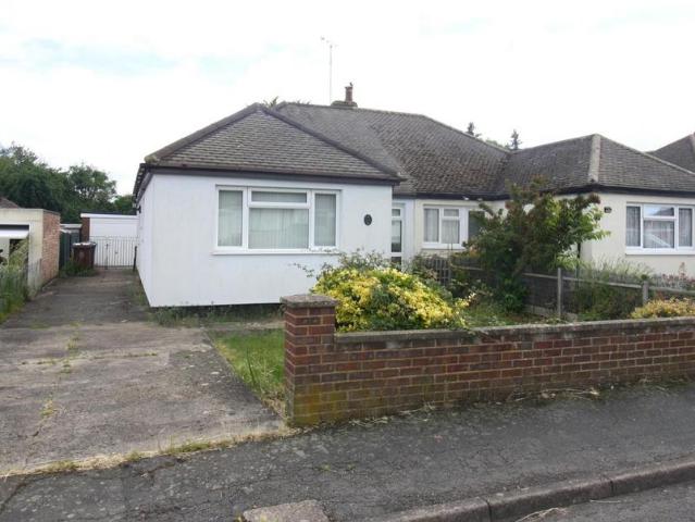 Bungalow for sale in Newton Longville, Buckinghamshire