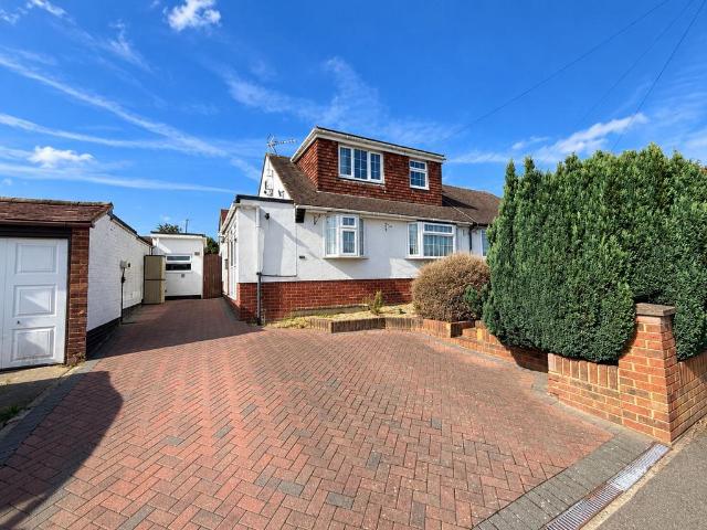 Bungalow for sale in Lewsey Farm, Luton