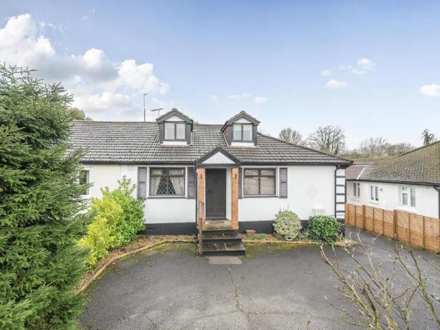 Bungalow for sale in Bushey, Bushey Heath