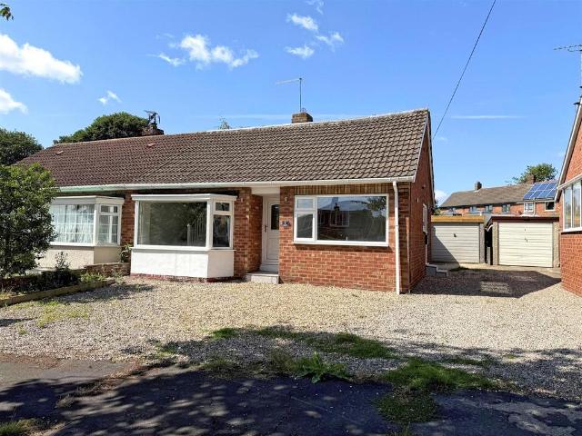 Bungalow for sale in Rowley, Little Weighton