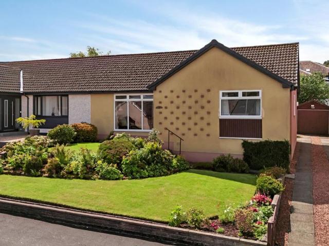 Bungalow for sale in Cross Stobbs, Barrhead