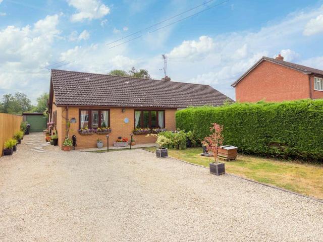 Bungalow for sale in Belleau, Lincolnshire