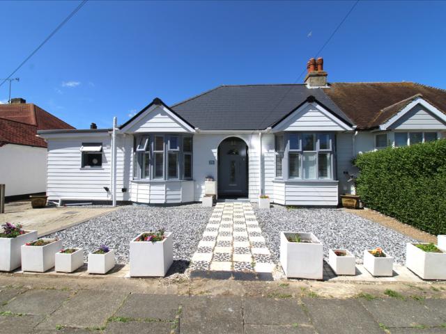 Bungalow for sale in Greenhill, The Bridge