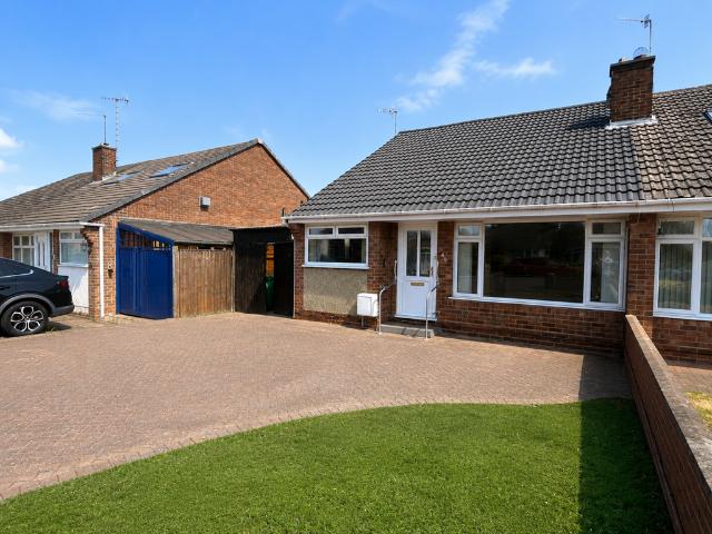 Bungalow for sale in Silverdale, Haddon