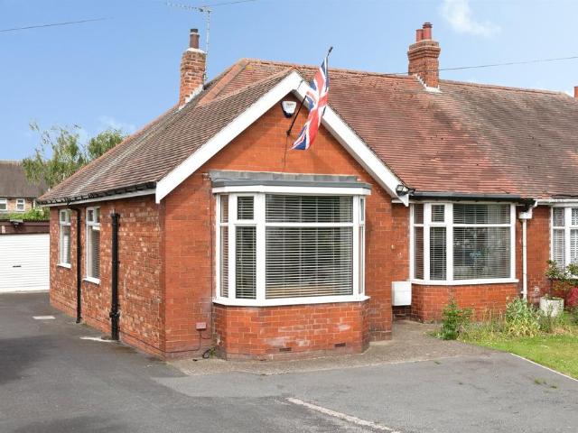 Bungalow for sale in Bilton Grange, Hull
