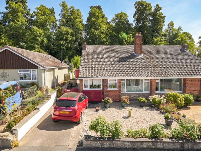 Bungalow for sale in Grantham, Barholm