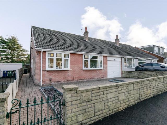 Bungalow for sale in Westleigh, Wigan