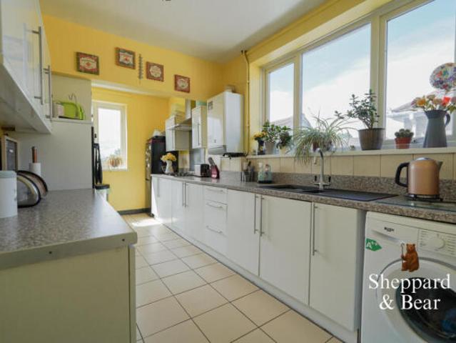 Bungalow for sale in Llanrumney, Wales