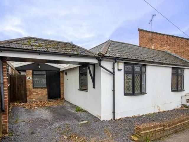 House for sale in Hutton, Navestock Side