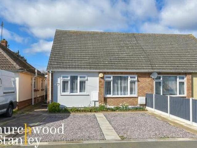 House for sale in Dale Hill, Essex