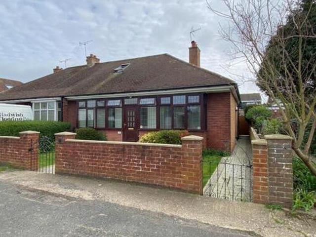 House for sale in Mill Hill, Ash