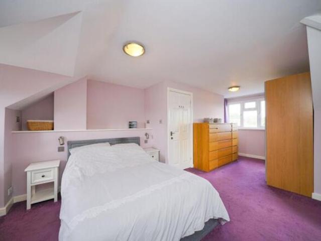 Bungalow for sale in Caddington, Bedfordshire