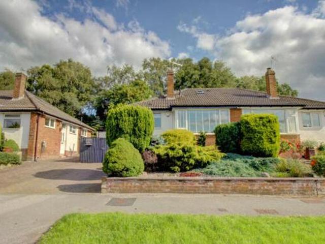 House for sale in Cookridge, West Yorkshire