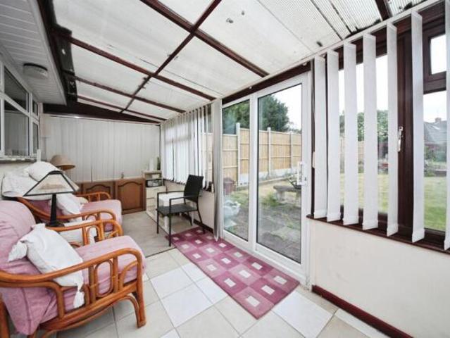 Bungalow for sale in Spring Park, Luton