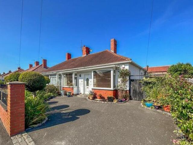 House for sale in Newcastle-under-Lyme, Staffordshire