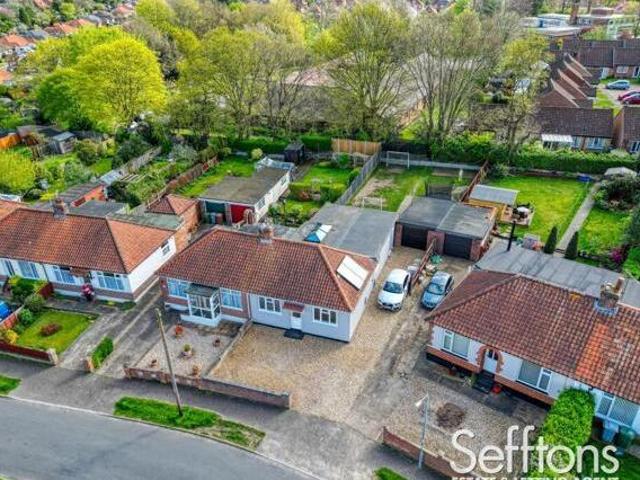 House for sale in East Bank, Norfolk