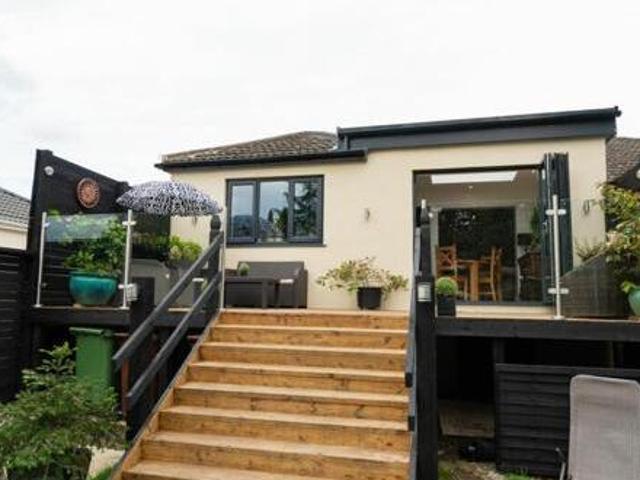 House for sale in Ossett, West Yorkshire