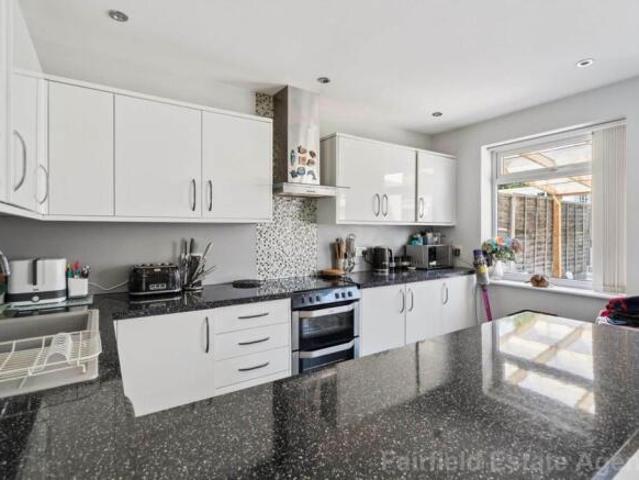 Bungalow for sale in Carpenders Park, Three Rivers